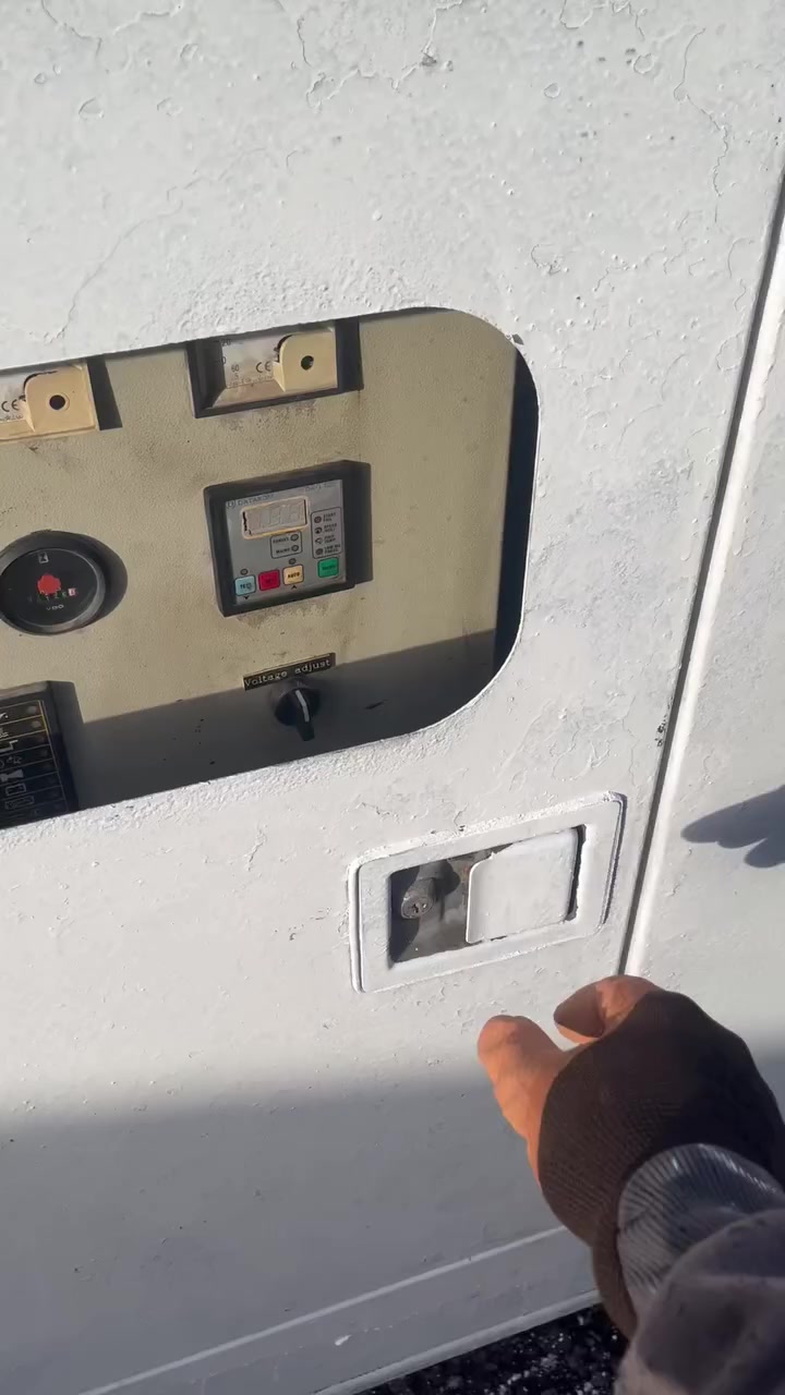 دويز كاتم البيع 30كايفي تشغيل وطفه اتو مكان بغداد الاستفسار ***********
