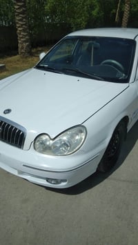 سوناتا وفود ٢٠٠٢ رقم بغداد بأسمي محرك ٢٠٠٠ كير أوتوماتيك جدد صدر بحالة...