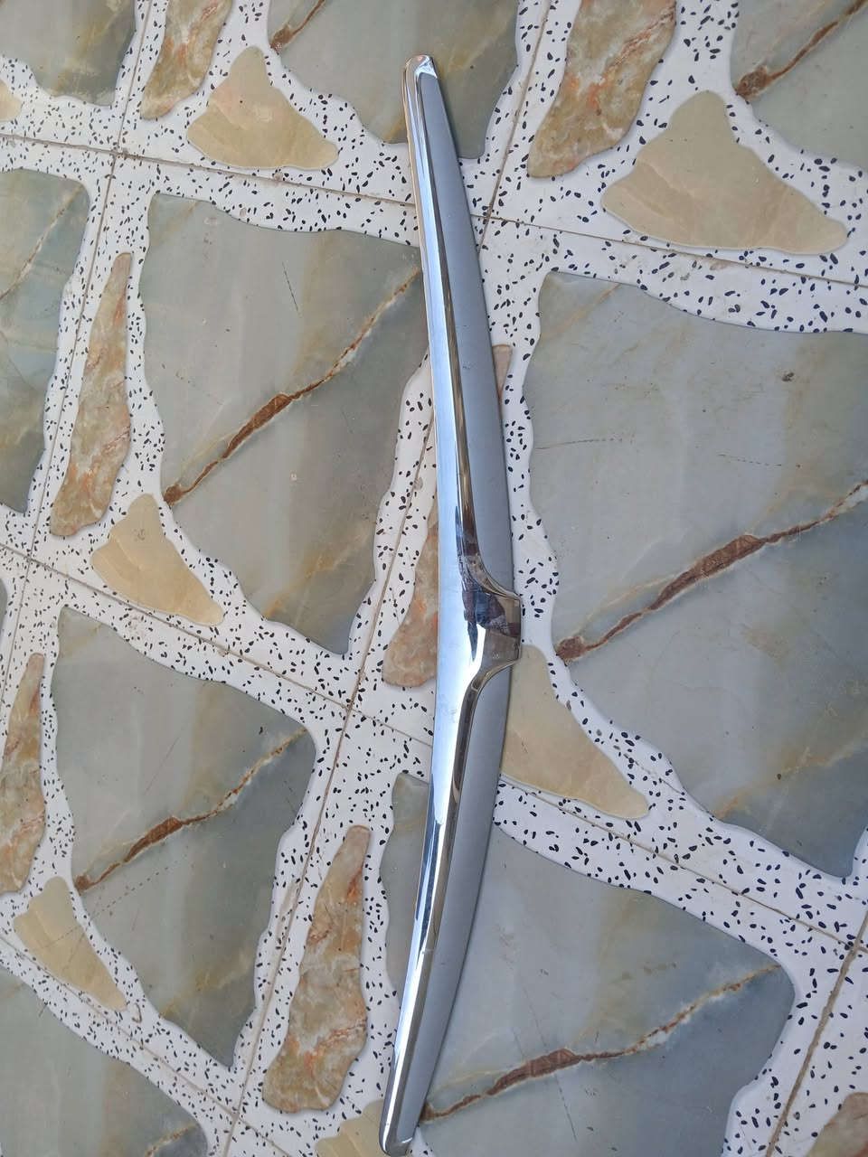 قطع غيار جنسزز اصلي لايت ابو لد الأصلي وبلاجكتور جهت سايق ودبل اصلي كامل مع لوي وبطانه باب الساق ونيكل البنيد ونيكلات باب السائق وبطانه البنيد اغراض اصليه مال شركه ***********
