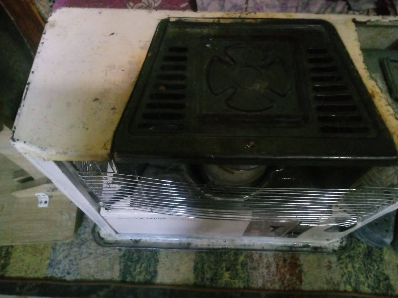 السلام.عليكم صوبه شغاله بس فتيله تحتاج كلن وياهه وشيشيه نظيفه وسعر ١٥ لاف مكاني عبيدي حي الرئاسه قفل ١٥


**إذا كنت صاحب هذا الإعلان وتريد حذفه لأي سبب، رجاءا أرسل رسالة إلى الدعم الفني**