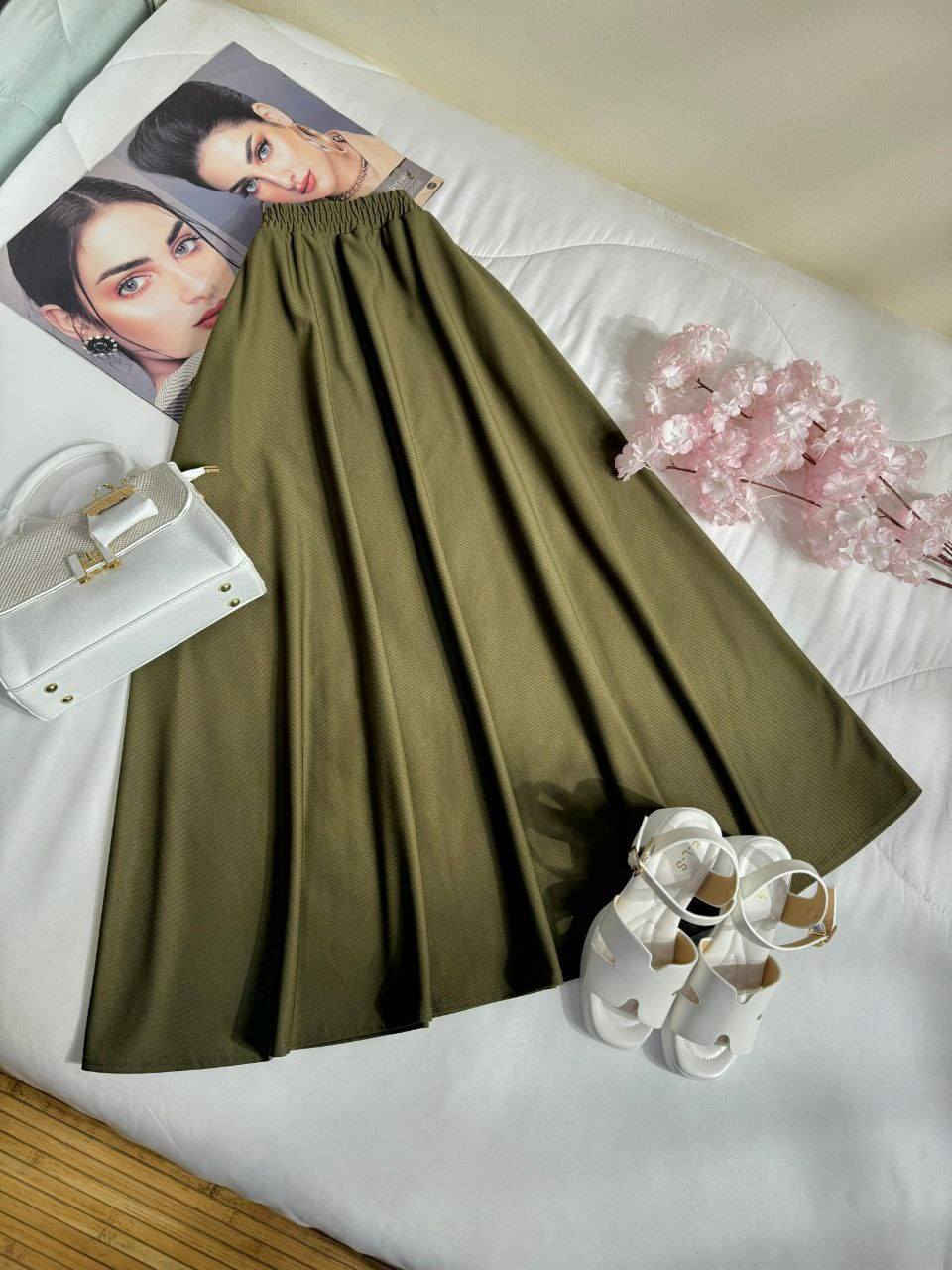 تنورة كلوش❤‍🩹
خامة هوريم دابل تركي
38-40-42-44-46-48


**إذا كنت صاحب هذا الإعلان وتريد حذفه لأي سبب، رجاءا أرسل رسالة إلى الدعم الفني**