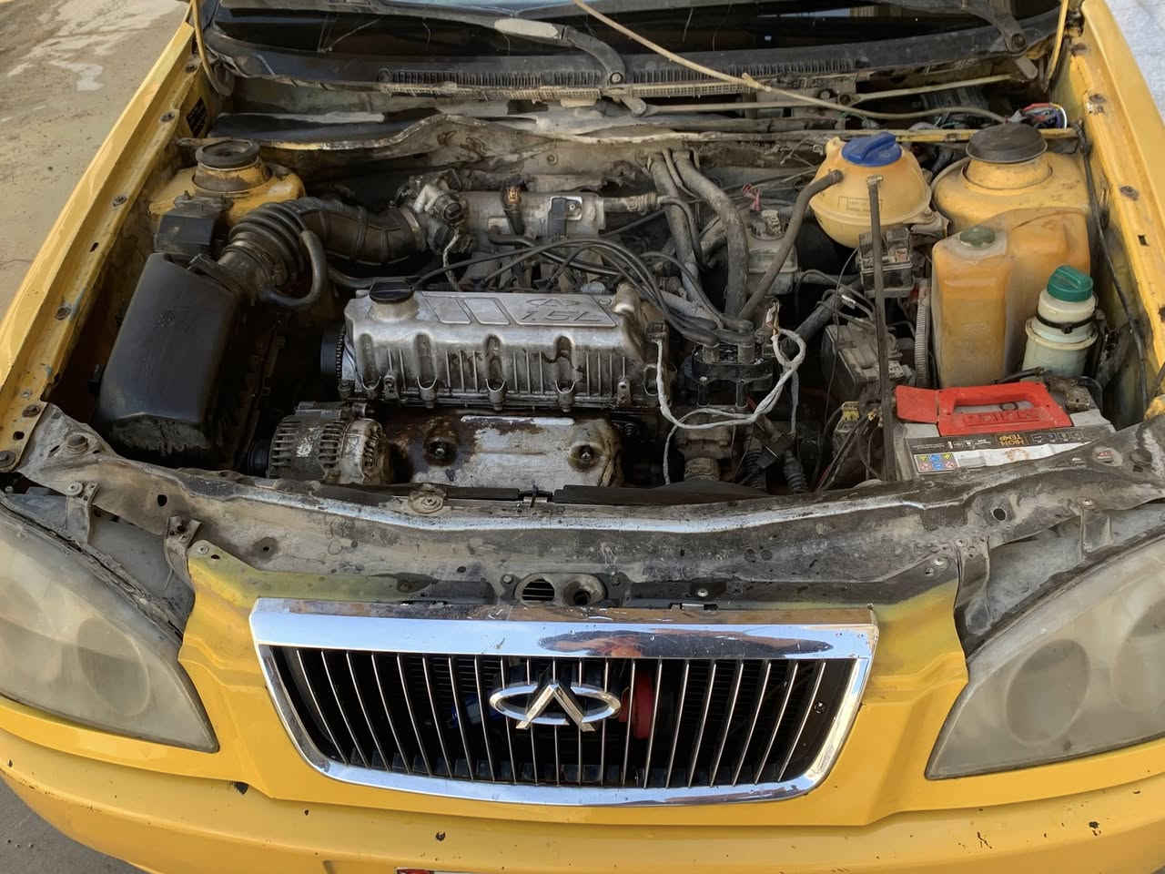 السلام عليكم ورحمة الله وبركاته
شيري كوين 2011 كير عادي
رقم بغداد صاحبها متواجد بالموصل شرط الوكالة والتحويل ايضا 
غرامات صفر هيئة عالشاري 
مكينة وكير بشرط لا نفخ ولا صرف 
حدادية السيارة بحالة جيدة تحتاج فقط مشط ستيرن وما تعبان كلش 
دواخل السيارة كدام العين 
مكانها موصل مزارع زيونة 
السعر 22 بيها مجال
تفاصيل اكثر اتصل وتتدلل ***********
واتساب ***********
