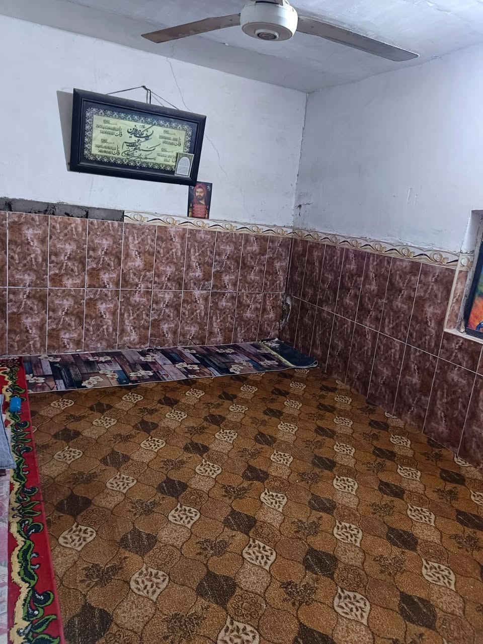 السلام عليكم بيت للبيع مساحته 100 البيت شرك بي غرفه وصاله ومطبخ وصحيات وكراج مكانه  ديوانيه حي العسكري الثاني شارع 60 بالفرع مال مكتب العدسه الذهبيه للعلم فرع مبلط ورصيف وكامل خدامات سعر البيت 60 وبي مجال قليل جدا


**إذا كنت صاحب هذا الإعلان وتريد حذفه لأي سبب، رجاءا أرسل رسالة إلى الدعم الفني**