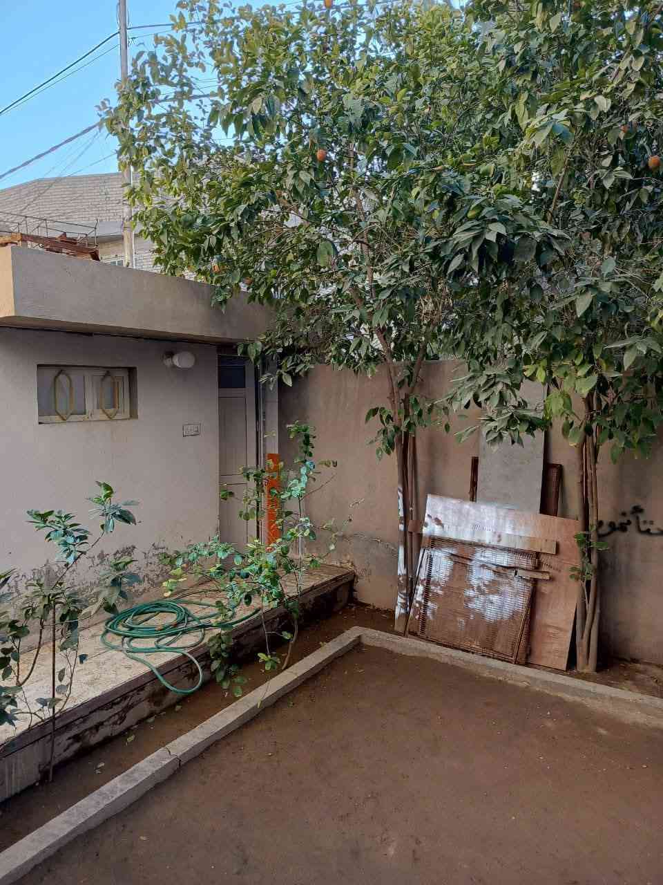 💎🔹مكـ✯͜͡المصطفى𝄠ـتب▪️💎
 
🕋 بسم الله الرحمن الرحيم 🕋

السلام وعليكم 
يوجد بيت ###  للبيع 

🌐موقع البيت التأميم الثانية مجاور مدرسة سارية

🪩 مساحة=  250  بطحي 

💎بنائة طابوك 

💎شارع = 10 نافذ على شارع 40

ويتكون من
1-غرف عدد 3
 2-صالة عدد 2
3-مطبخ عدد 2
4-استقبال + مناور 
يحتوي على سبالت عدد 2
ويحتوي على كاونتر
وبردات والبنكات 

🪩السعر = 135 وقابل التفاوض 

⭕ الاستفسار اكثر رجا مراجعة 

🥇#مكتب_المصطفى_للعقار 
  
ملاحظة/ السعر محدد من قبل صاحب العقار

💯علماً البيت جاهز للسكن🗣️
     
        ((شعارنا المصداقية)) 

⭕ اذا عندك عقار تريد تعرضه للبيع او تريد تشتري عقار  الاستفسار أكثر 

مراجعة (((مكتب المصطفى اللعقار))) 

________________________________

📬فقط ارسال المعلومات  على الواتساب او الاتصال على هواتف المكتب 

🤳متابعة الصفحه يصلك كل ما هو جديد

⏪ملاحضه: السعرالعقار  يحدد من قبل البائع

  🏘️بيع وشراء الأراضي السكنية والزراعية وكافة

 العقارات🏘️🌐Anbar Fallujah_ الانبار الفلوجة🌐.

       ((««نستقبل هواتفكم على لارقام التالية»»     
       {{  © المحامي ياسين رافع العيساوي ©}}           

***********   واتساب + اتصال 
***********    اتصال هاتفي كورك + واتسا
