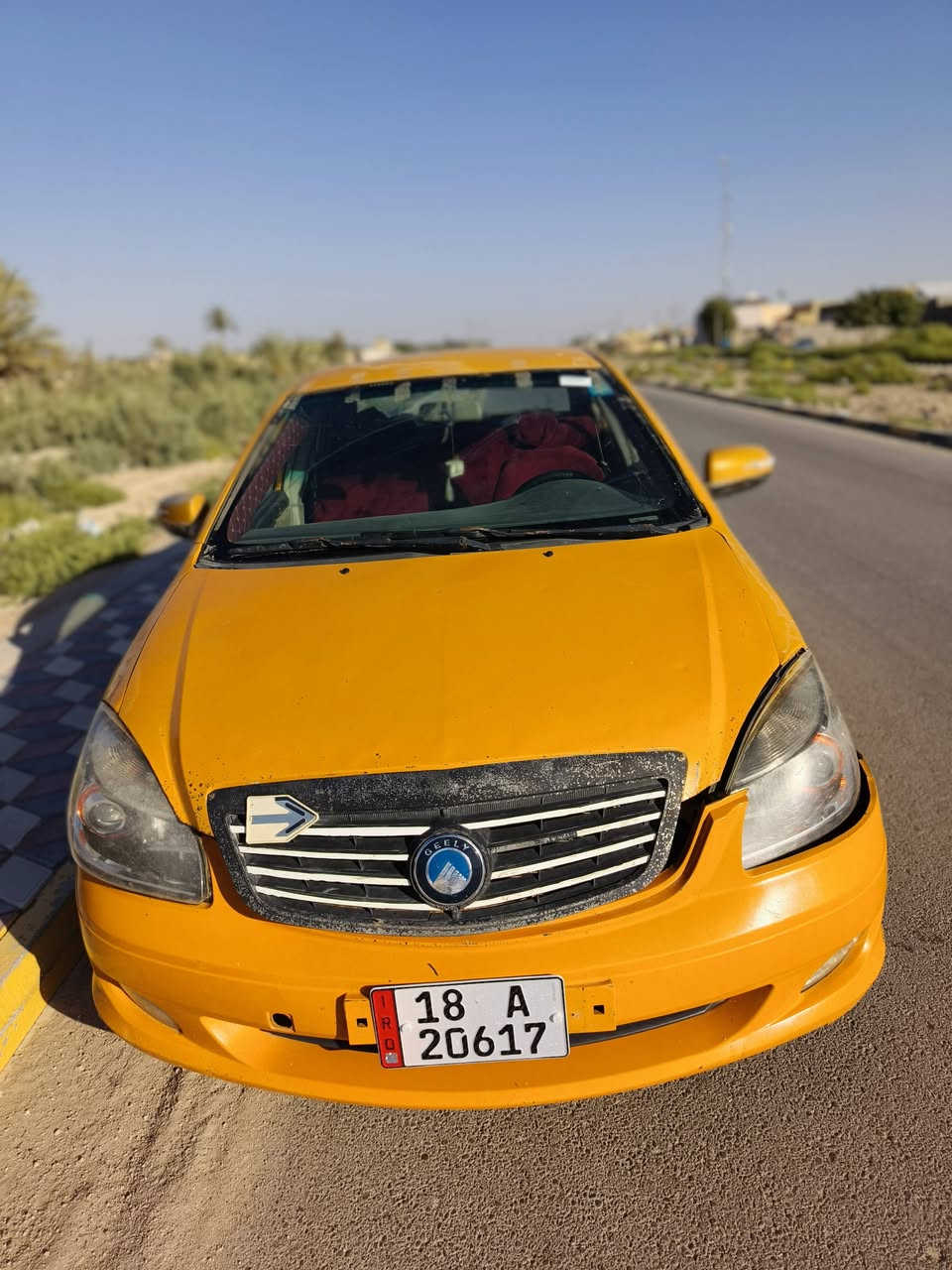 السلام عليكم جيلي موبل مديل 2012السياره رقم بابل كير ومحرك خير من الله بيه بس ضربه بل دعاميه خفيفه، السياره بسمي مداور ثاني يوم، مصفرة هيئه وقرامات تخم تاير جديد، السعر ٣٧وبيه مجال ***********بيه واتساب، حداديه جديده، العنوان الديوانيه الحمزه الشرقي
