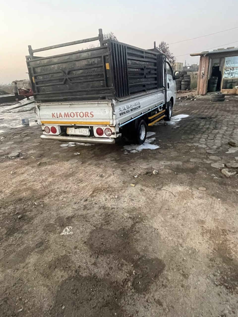 السلام عليكم كيه مسكر بم ونوزل موديل 7بسمي تحويل ثاني يوم رقم نكليزي سياره جاهزه مكينه كير جدد لا ضربه ولا صبغ مكاني بغداد المعامل ***********
