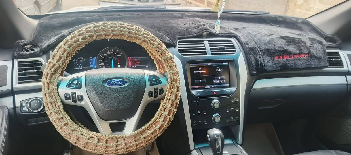 السلام علسكم...
فورد اكسبلور موديل ٢٠١٣ فول مواصفات وارد خليجي
٦ سلندز
رقم بغداد
بانوراما
جام صندوق كهربائي
٧ راكب
غاز + بانزين
گير ومحرك بشرط
كشنات هيتر وتبريد
هزة وسنوية جديد
كامرة خلفية
مسجل شاشة
تحديد سرعة
السيارة كلش نضيفة
مكاني اربيل
السعر ١٥٥ وبيها مجال بسيط
راسلني ماسنجر او رقمي (***********) شقلاوة, أربيل
