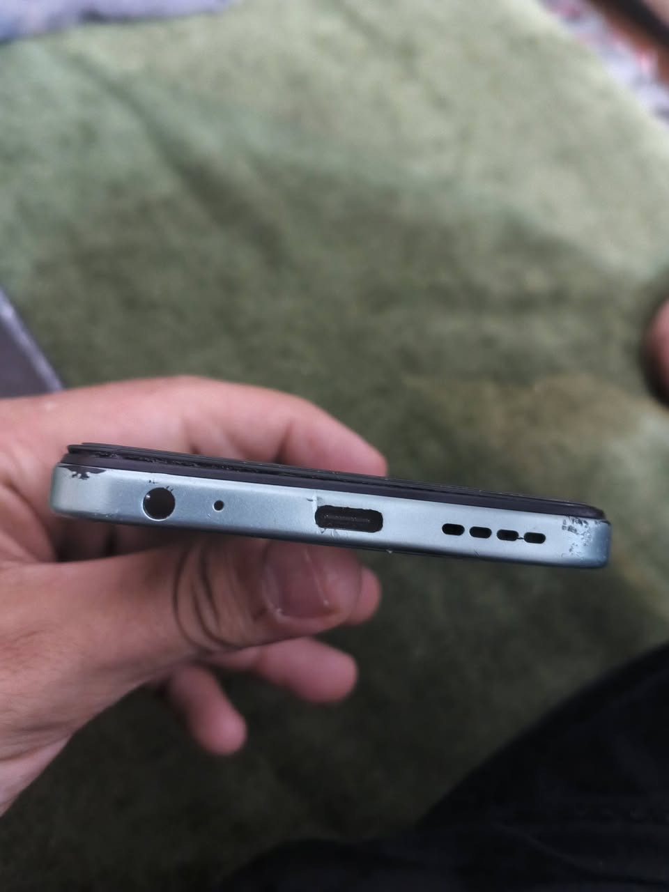 Infinix HOT 50i
المعالج Helio G81
الرام     4+4
الكاميرا الخلفيه 48M
الذاكرة 256
نضافة الجهاز موضحه بل صورة
الجهاز للبيع او للمراوس بس شاشه محتركه مراوس ونطي فرق


**إذا كنت صاحب هذا الإعلان وتريد حذفه لأي سبب، رجاءا أرسل رسالة إلى الدعم الفني**