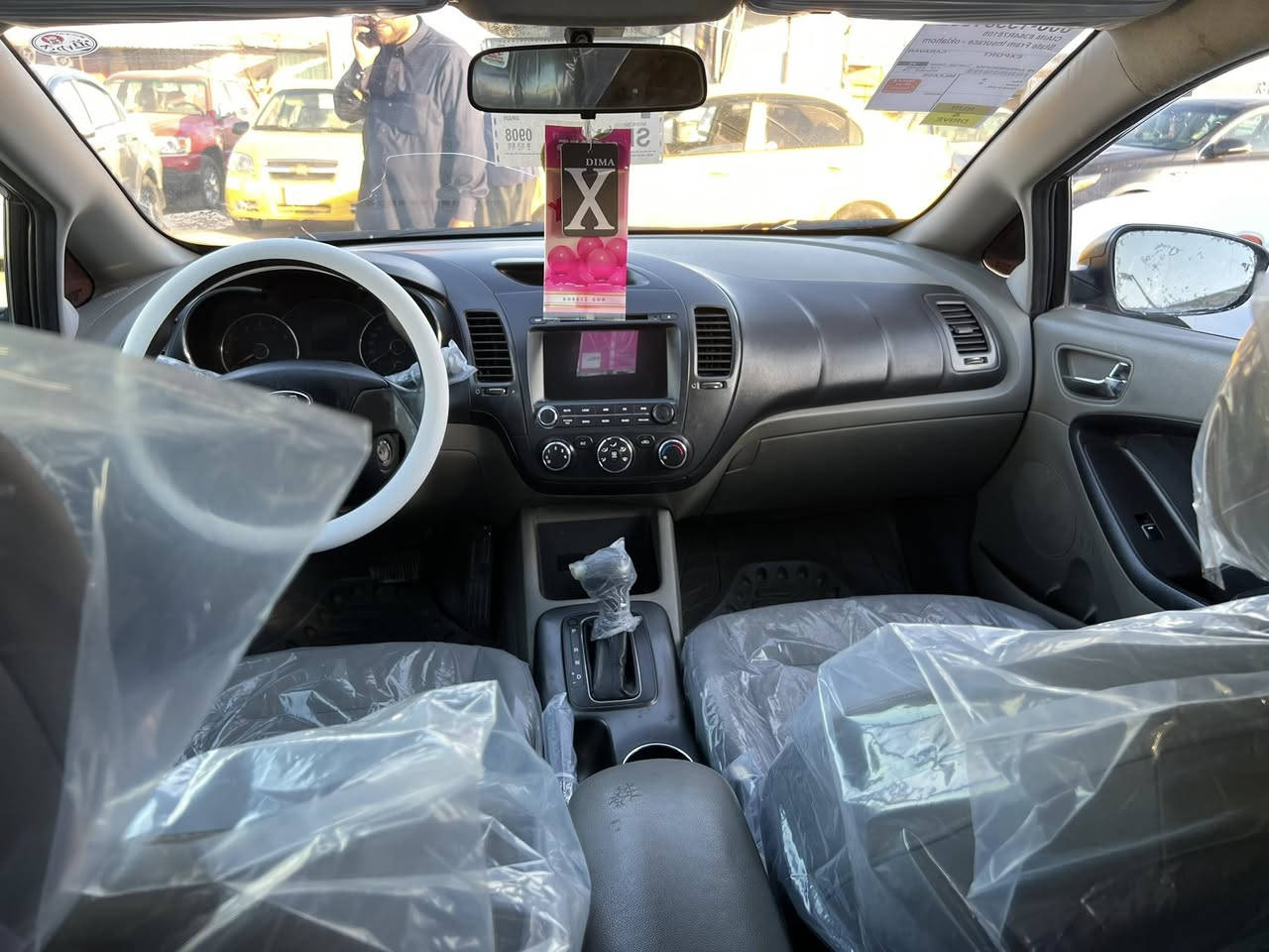 السلام عليكم سيراتو 2016 خليجي محرك 1600 رقم مثنئ دولي تحويل مباشر جاهزه لخير بيه تبديل جاملغ بدون عابر وبيه رشات صبغ بدون ضربه اثر جراد ابيع حزام سياره جديده وتخبل تكم قماره مكفوله شواصي لغود كفاله سياره مكفوله من العيب الشرعي قماره مكفوله كير محرك شرط حداديه تخم تاير السعر 92 وبيه مجال للطيبين مكاني رميثه بيع نقد فقط ستفسار *********** 
واتساب ***********
