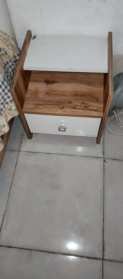 السلام عليكم غرفة للبيع نضيفه مابيها اي كسر سعرها 250 الف


**إذا كنت صاحب هذا الإعلان وتريد حذفه لأي سبب، رجاءا أرسل رسالة إلى الدعم الفني**