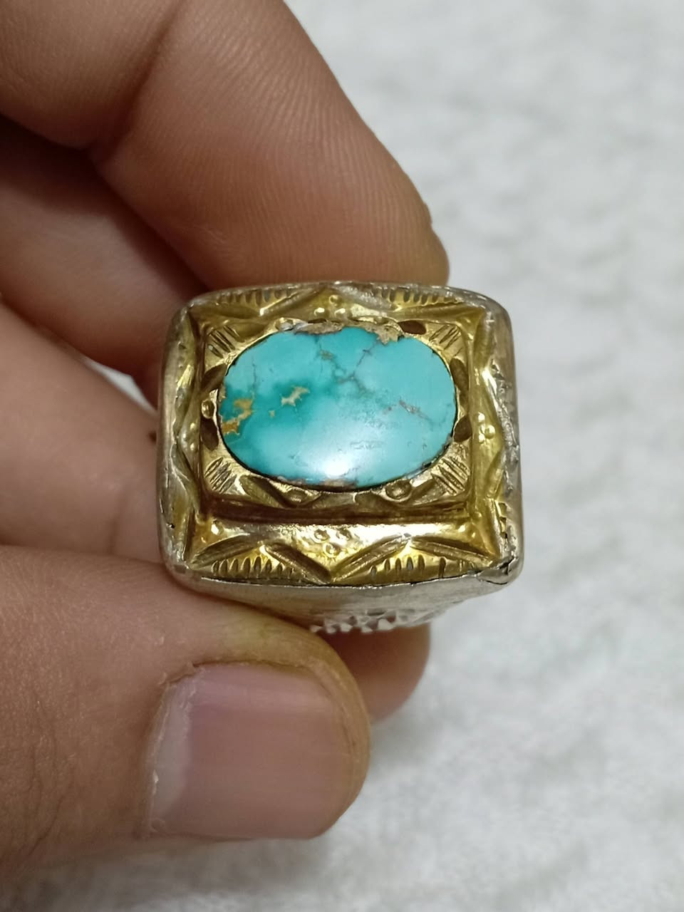 خاتم فيروزج نيشابوري تفاحي قديم
وزن الخاتم 17 اغرام قياس الخاتم 23 تقريبا يوجد توصيل كافة محافظات العراق


**إذا كنت صاحب هذا الإعلان وتريد حذفه لأي سبب، رجاءا أرسل رسالة إلى الدعم الفني**