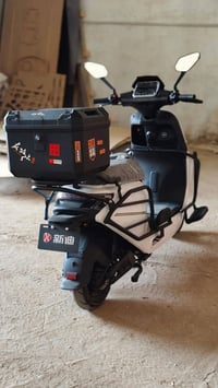 المواصفات: دراجة كهربائيه جديد زيرو متوفر 4 دراجات بلكارتون بطارية: 6 ...