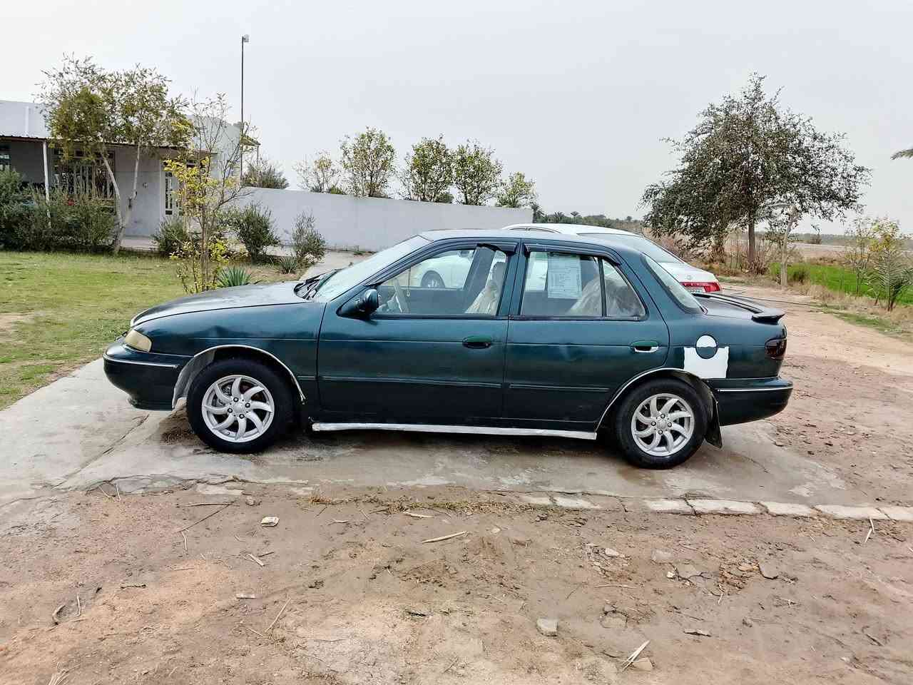 للبيع كيا سيفيه مديل 94 سياره محرك مفتوح كير سياره خير من الله السايره بسمي رقم أنكليزي الجديد سنويه لل 2030 السعر 27 وبيها مجال قليل 
مكاني بابل الحمزه الغربي 
التواصل ***********
