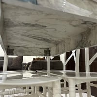 ميز طعام وكراسي ٤ عاج للبيع بسعر ٨٠ الف نظيف جدا  الاتصال ٠٧٧١٦٩٦١٣٨١ ...