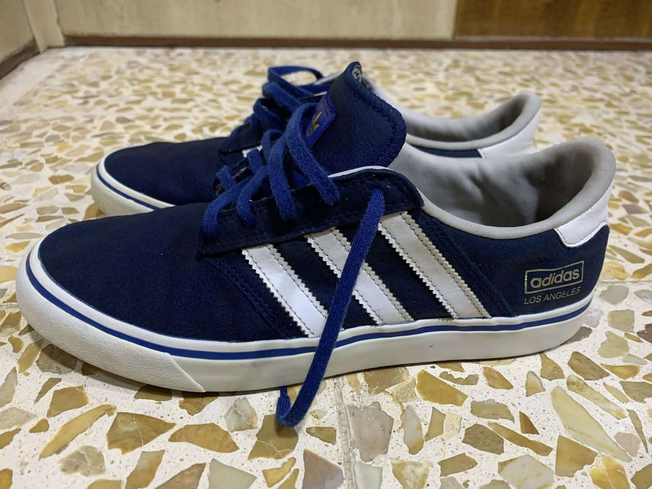 Adidas Seeley Premiere Los Angeles Skate Shoes
تحفه
حذاء باله اديداس اصلي لوس انجلوس
قياس 42
نظافه 98%
السعر 20

يوجد توصيل 🚚


**إذا كنت صاحب هذا الإعلان وتريد حذفه لأي سبب، رجاءا أرسل رسالة إلى الدعم الفني**