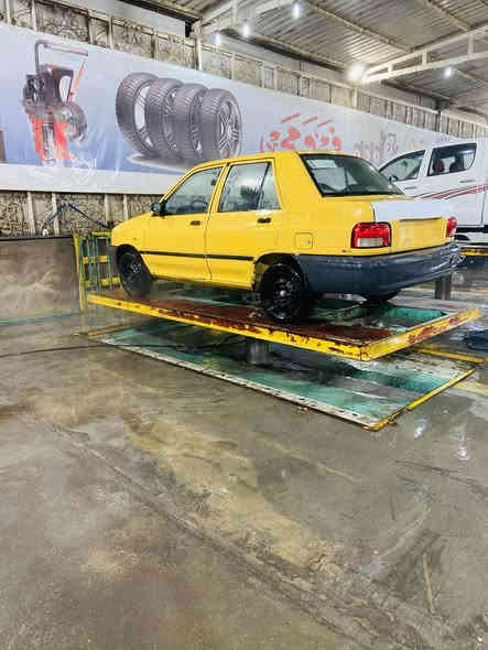 سلام وعليكم سايبه 2015
سياره بيه بس جاملغ خلفي مصبوغ 

سياره مكينه وكير جدد بل جيس هسه اشتغلتهن 

كهربايات جدد بل جيس  سياره يرادله بس اذيوله  

وبيه شغل شاصي واحد صفحت عبري شغل بسيط 

رايده ب29 مكاني بغداد مدينه الصدر

***********
