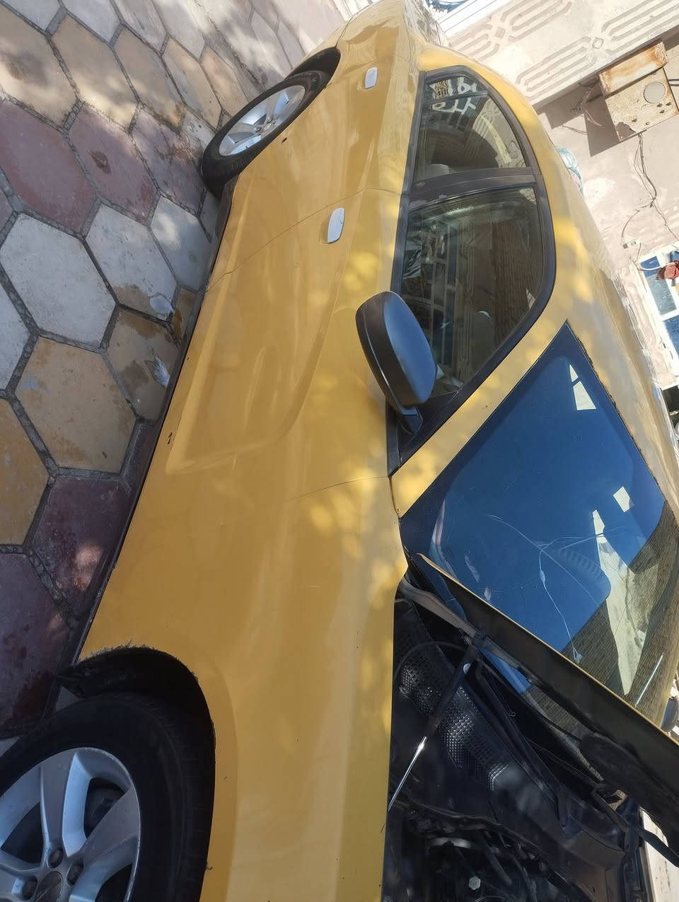 جارجر مديل ١١ بسمي حدثه بنيد وجملق طخم تاير وحدديه توني مسويهن ناصريه مركز ***********رقم رعيه 130وبيه مجال
