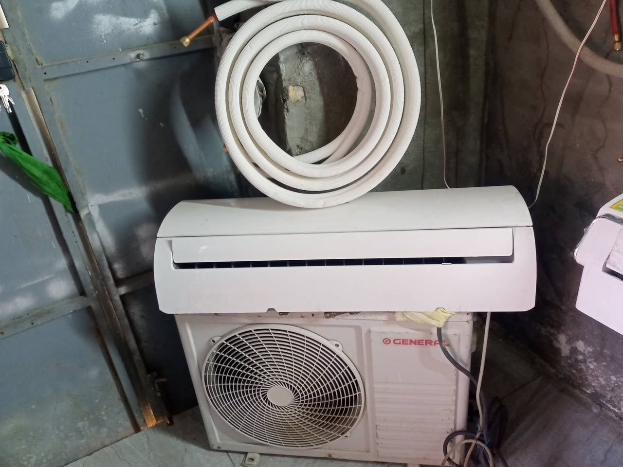 سبلت كنتوري 3 نص   شغل فول سعر 750قفل. مكيف نوع وستان بلادي فول نضيف فول سعر 300قفل طننص بلادي مامصلح كامل بوري جديد واي سعر 350مع نقل تنصيب.  شاشه حجم 43 بلادي مامصلح مابي لنت  سعر 120.   طنين ثليث كنتور مع تنصيب بوري جديد واي 500بابل ***********مكو حجزه  تنصيب توصيل مجود
