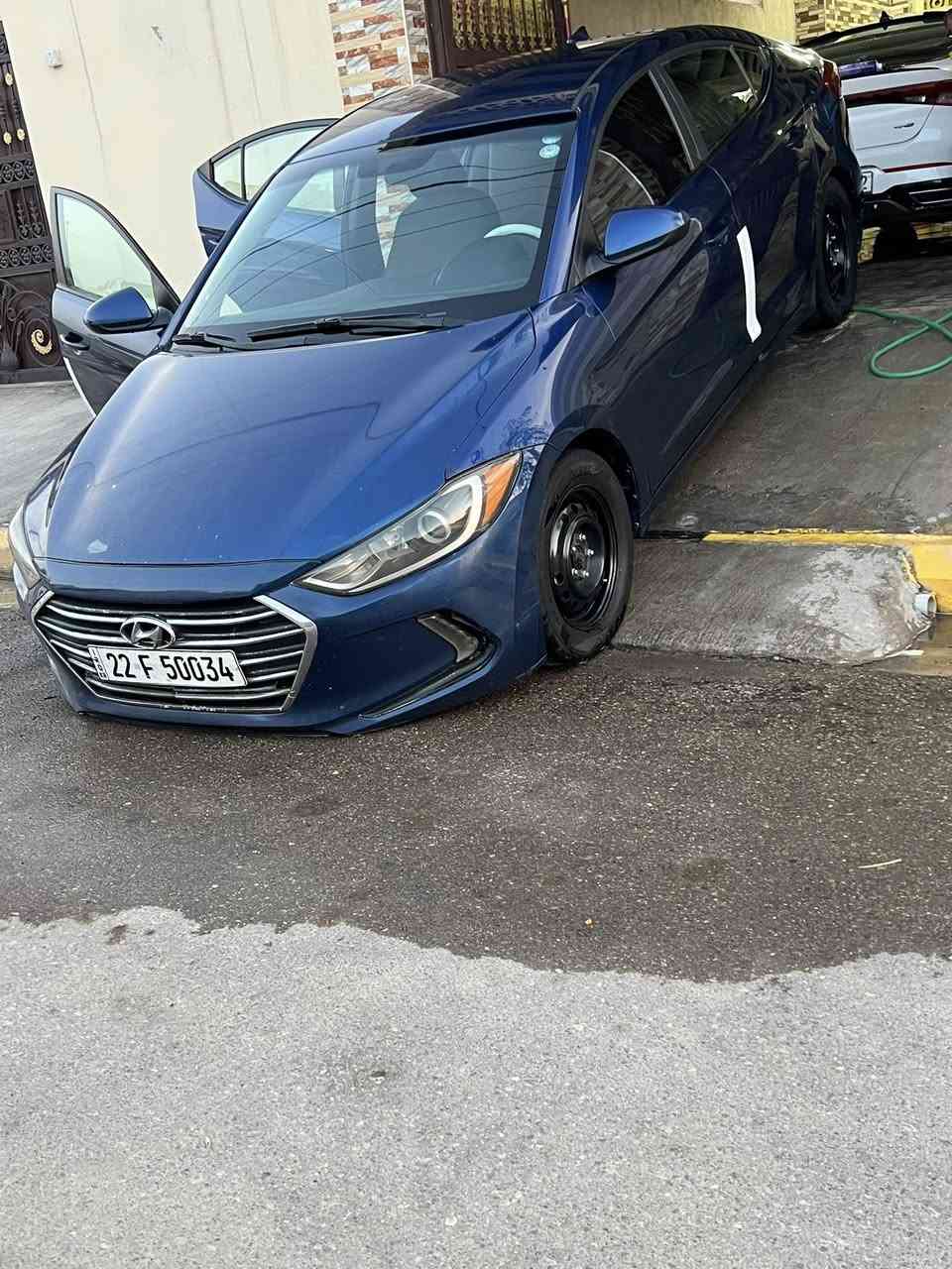 النترا للبيع سياره فول مواصفات ماعده الفتحه حادث بنيد فقط ***********
