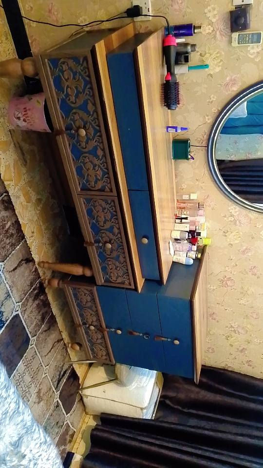 غرفة نوم 
للبيع


**إذا كنت صاحب هذا الإعلان وتريد حذفه لأي سبب، رجاءا أرسل رسالة إلى الدعم الفني**