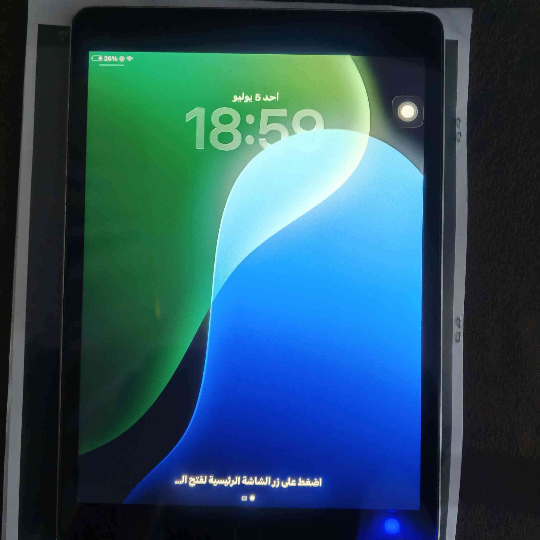 سلام عليكم ايباد 9 ذاكره 64 نضيف سعر 250 بي مجال بسيط ببجي 60فريم HDR  كوت حي الامام رضا ***********
