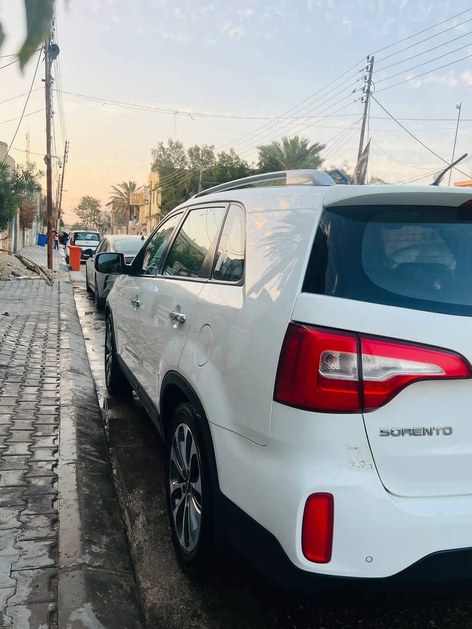 سورنتو ٢٠١٤ خليجي رقم بغداد  دولي الجديد 
مواصفات السياره 
٣ قطع تبريد 
كراسي كهرباء 
فول تحكم ستيرن 
أشاير بالمري 
مري شفط 
دوشمه جديده 
وباقي المواصفات المعروفه 
السياره جاهزه بدون اي نقص 
محرك بلادي ممفتوح 2400
السعر / ١٦٥ وبيه مجال 
مكاني (كربلاء)
***********
