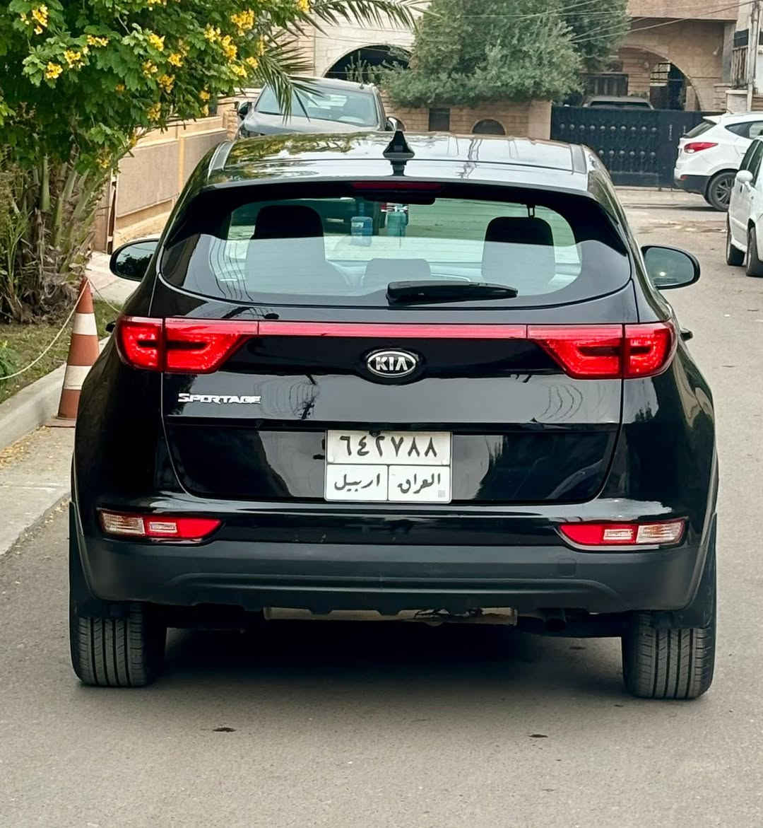 كيا سبورتج LX موديل 2019
محرك 2.4
وارد أمريكي كلين تايتل مكفوله كفاله كفاله عامه 
ماشيه 85km الف 
رقم أربيل باسمي 
السعر ( 163 ورقه ) بي مجال  
مكان السياره المنصور 
***********
