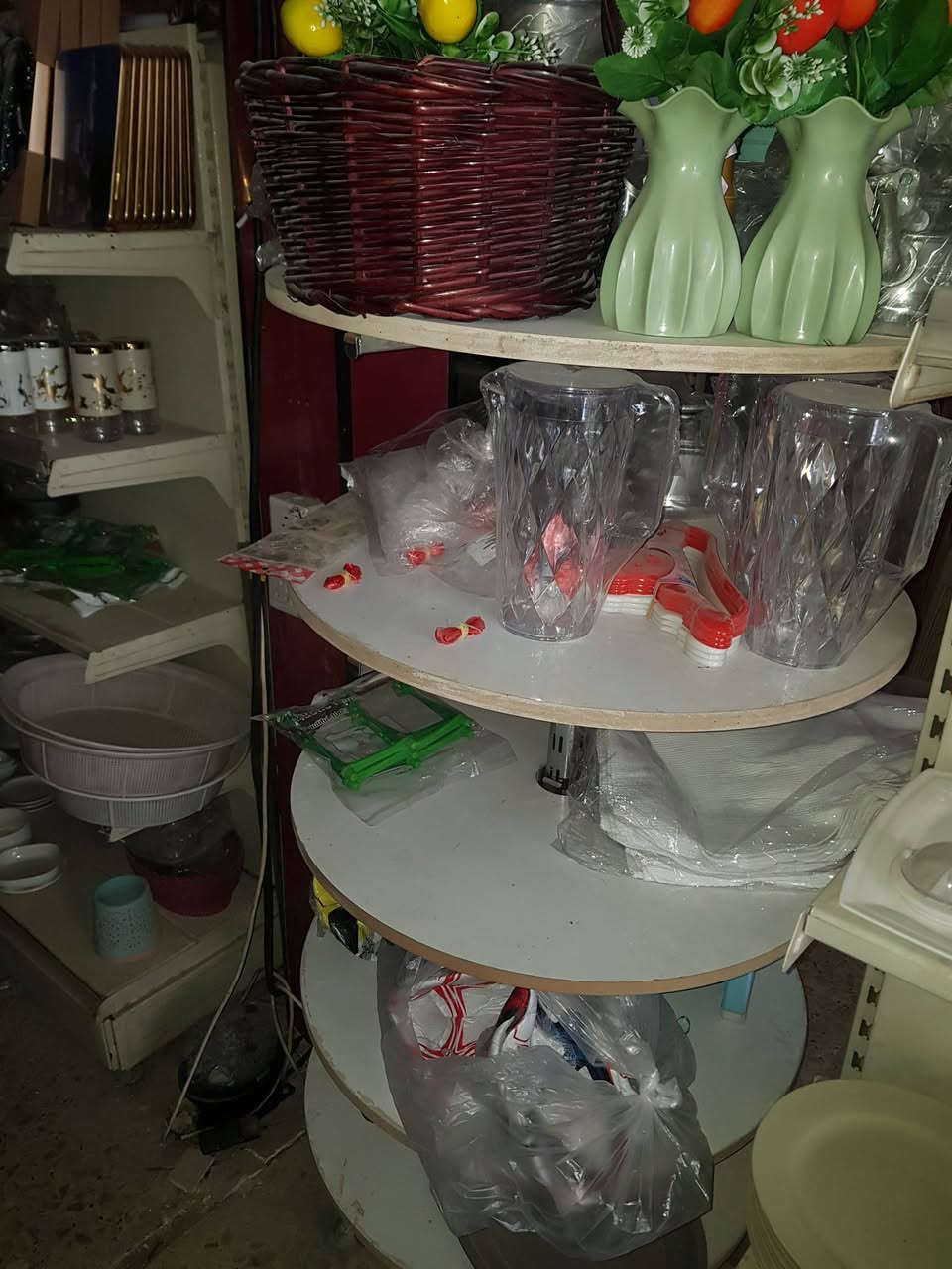 عربة تسوق عدد ٣ مع سله استيل عدد ٤ مع رف دائري عمل يدوي عدد ٢ عنوان نجف حي العداله مجمع العائله للمواد المنزلية حي العداله للبيع لا تكسر بيهن شوف سعرك وراسلني


**إذا كنت صاحب هذا الإعلان وتريد حذفه لأي سبب، رجاءا أرسل رسالة إلى الدعم الفني**