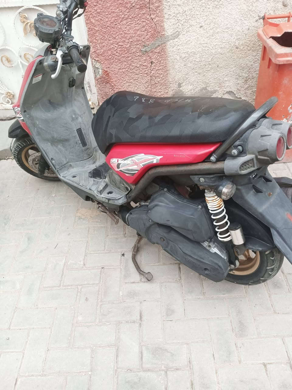 سكنس جبلي كفاله عامه صارلها شهرين نازلة من الرمبة المكان البياع بمليون و100
***********
