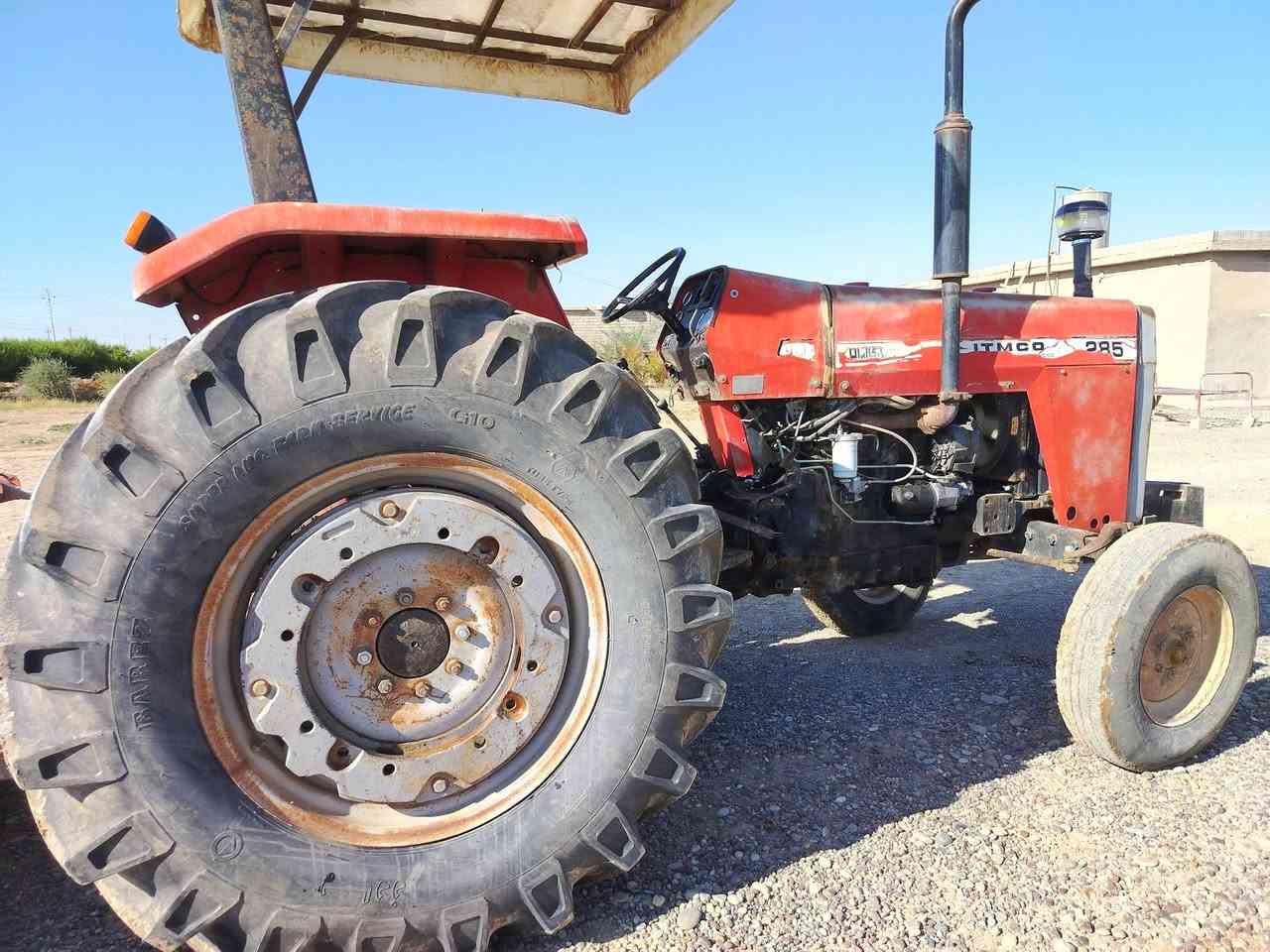 تركتر يراني ٢٠٠٦ للبيع العنوان صلاح الدين العلم الاتصال ***********
