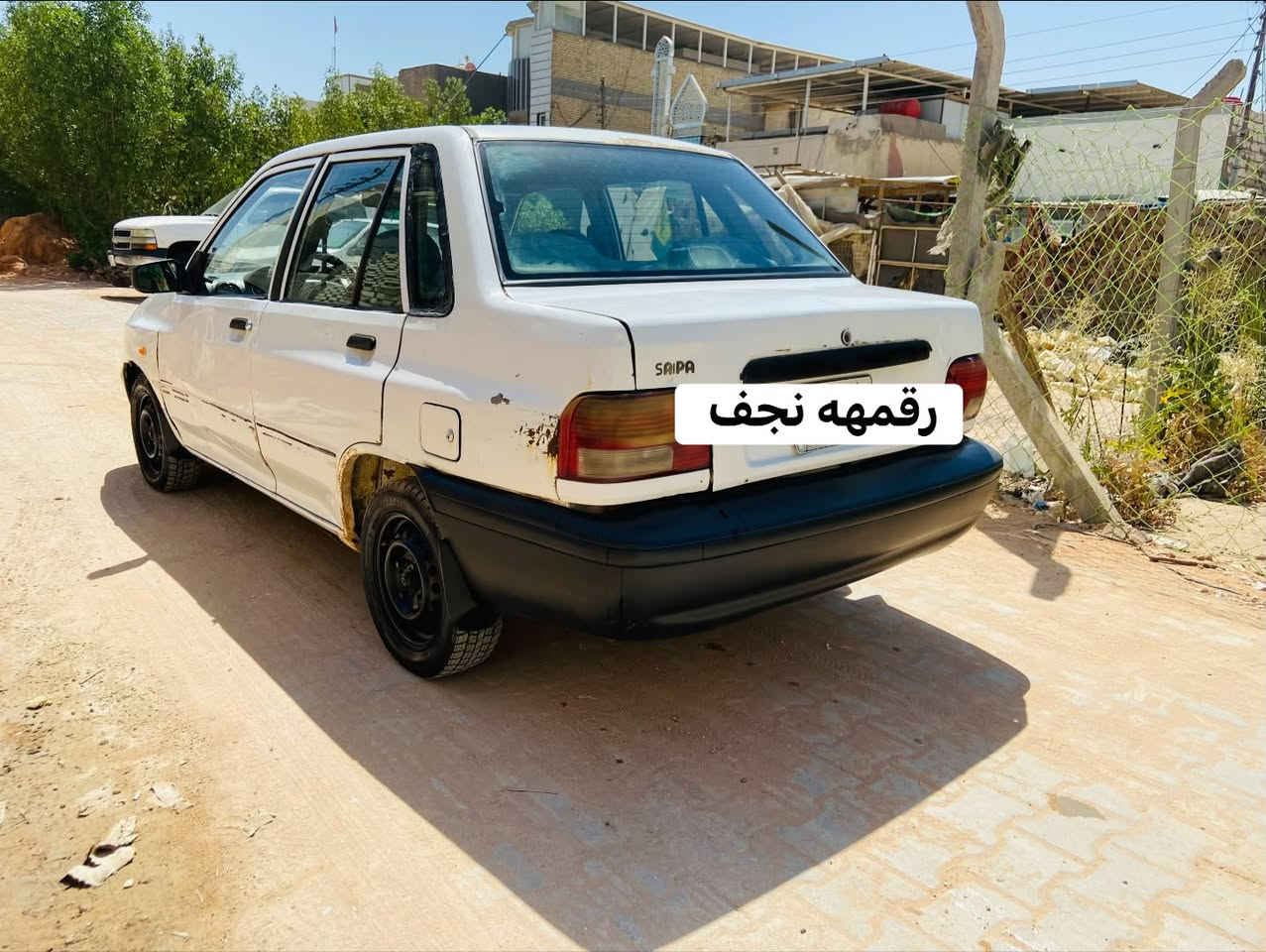 السلام عليكم سايبا
السياره بيه خيط بخار 
الشواصي مفطره 
بيه ضربه من وره 
البدي ما مكفول 
بارد باب السايق 
2011 نفخ 
ب18 وبيه مجال
مكلف بل نشر ‭***********‬
