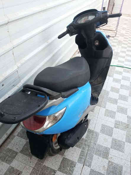 دراجه سبيسي موديل25 كله جاهز كهرباءيات شغاله اشاير لايت عالي ناصي سكن سلف هندر كيلو متر كيج  بنزين ريده300 بيه مجال تلفون ***********
