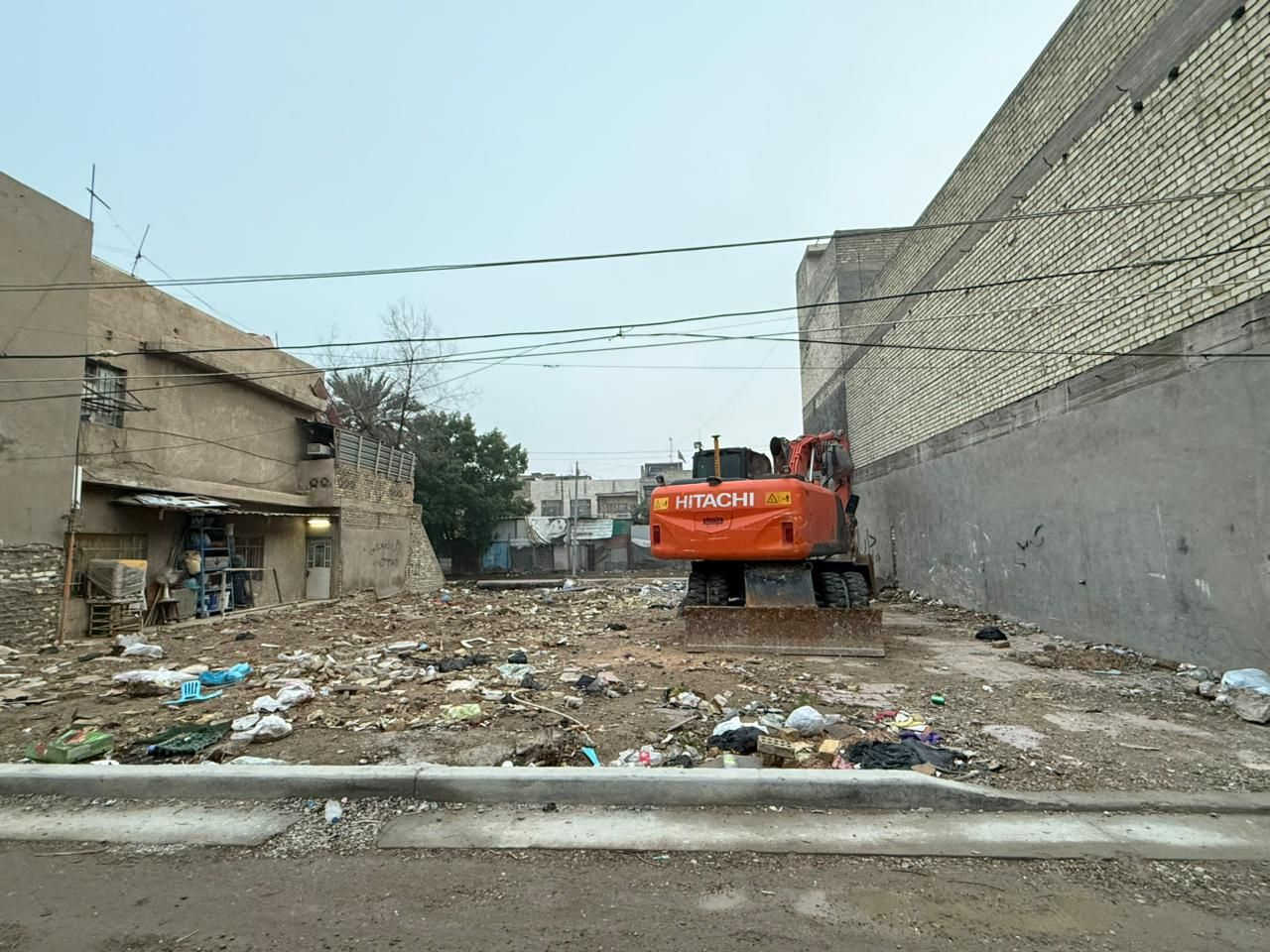 مكلفه بلنشر
دار البيع بغداد الجديدة 
قرب الدكتور محمد النداوي  المساحة 150 واقع حال 160 
الواجهه 15 
رقم صاحب الدار ***********
