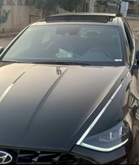 سوناتا ٢٠٢٢  فول مواصفات للأخير شتريد بيهه ما يحتاج اذكر المواصفات معر...