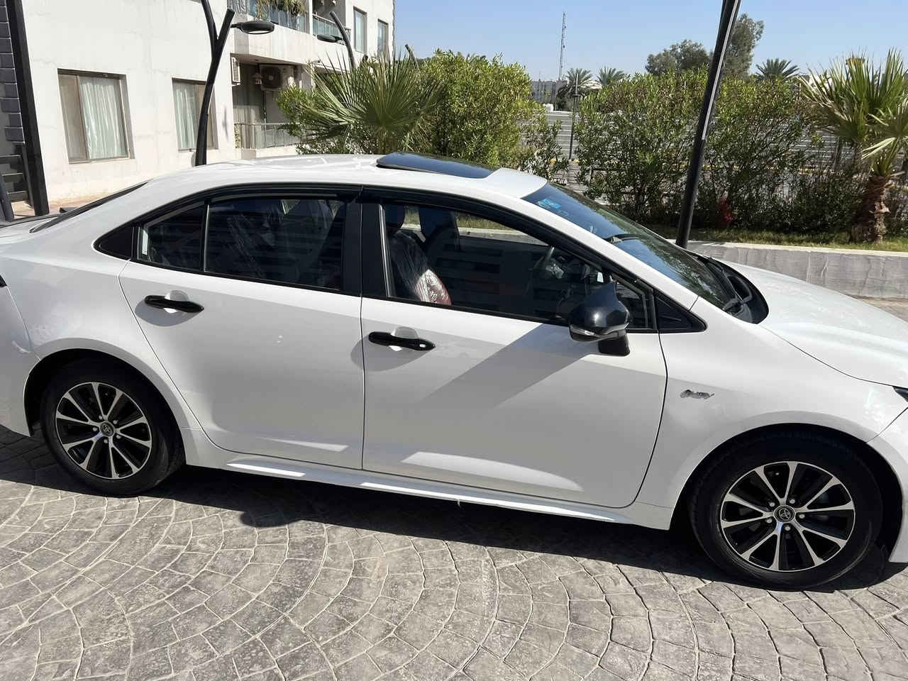 السلام عليكم كورلا 2024
مواصفات :
داخل أحمر وكرسي كهرباء 
شاشة عدادات كاملة
بصمه 
اوتو هولد
سايد بريك دكمه 
تحكم استيرن فول
3 مودات قيادة
‏EV مود
توقف ذاتي
رادار امامي  وجانبي 
مانع انزلاق 
مكينه 1800 هايبرد
🚨ماشيه. 42 الف 
🚨 بارد  قليل كلش وموضح بلصور 
🚨مكانها: بغداد السيديه 
🚨السعر 144 وبيها مجال
أتصل وبيك خير وادلل
***********
