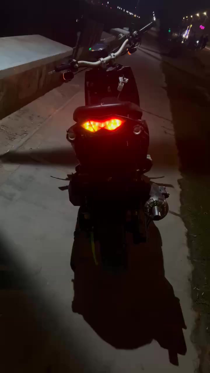 مكلف بل نشر ....سكنس جبلي للبيع دراجه كفاله من كلشي برغي ما نقصهه بيهه تزويد قبق فلاوين وصدر ودبلات خلفي سكان رياضي يدات رياضي غلاف رقم شاصي رياضي تعلاكه رياضي كشن رياضي كلجات رياضي جاملغ كاربون رياضي شلعه ومعدل خير من الله وبعد هواي بيهه شغلات للاستفسار بيه واتساب همين...للعلم دراجه ما مفتوح بيهه ولا برغي
***********
