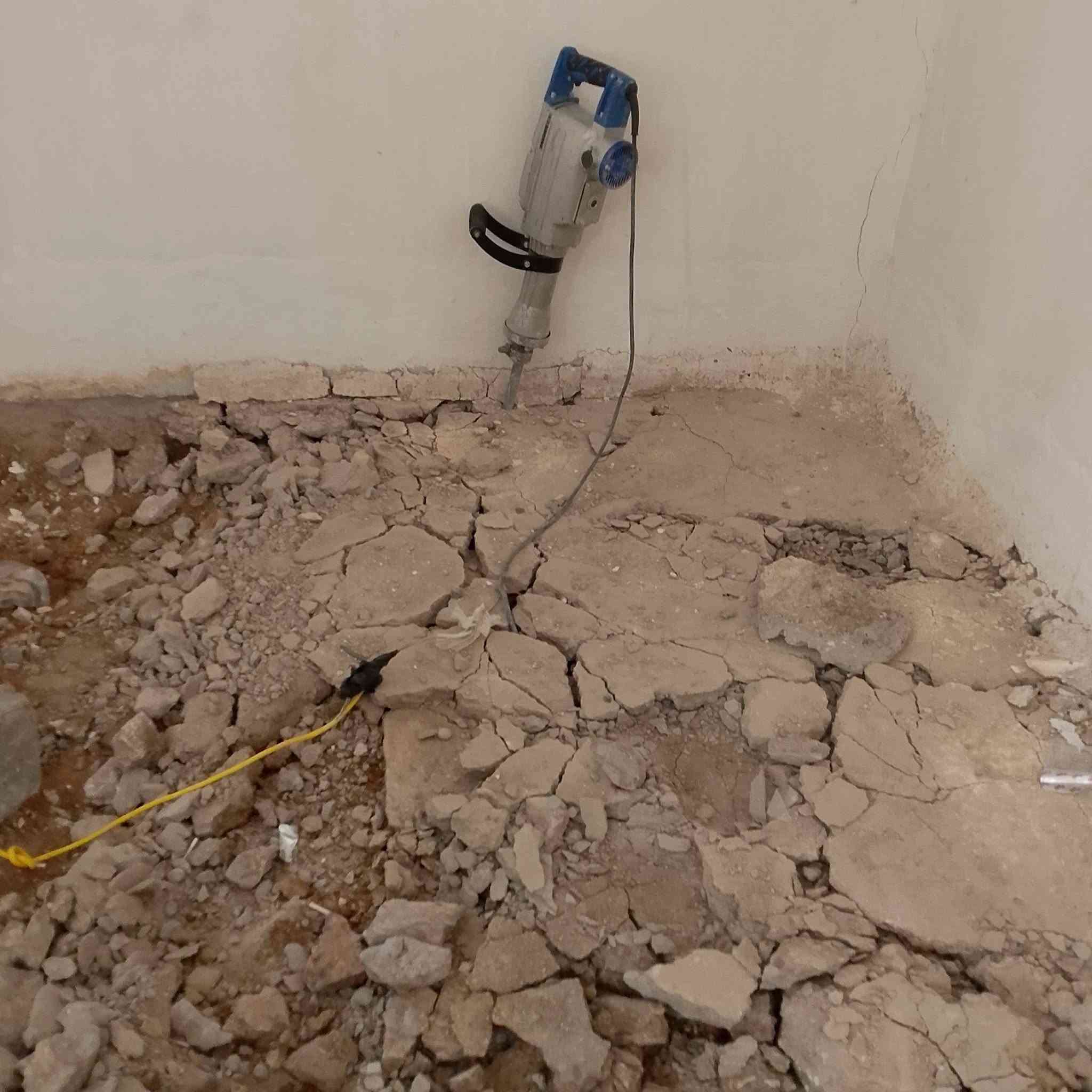 علمنه في المحاويل تفليش حفر تراب ندخل سبيس حدايق وكل العمال الشاقه ‏‪***********‬‏ امير

