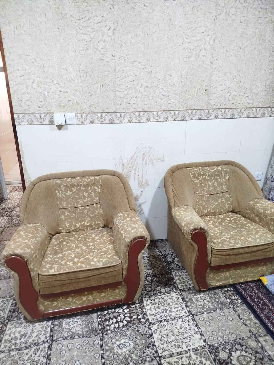 السلام عليكم غراض للبيع
اسعار مناسبه ماكو اي ضررر بيهن
للاستفسار واتساب 
***********
