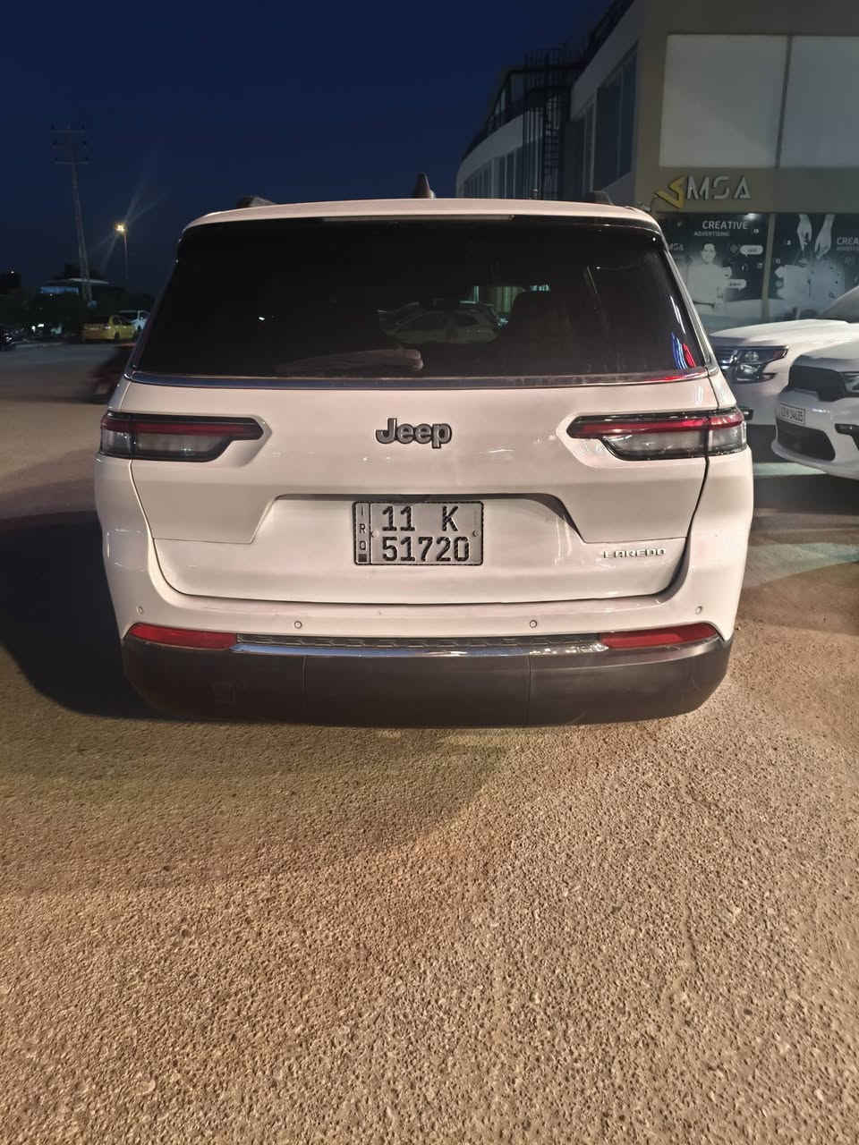 جيب لاريدو ٢٤ وارد امريكي ماشيه ٢٢الف رقم بغداد بسمي سياره جديده للبيع
السعر ٣١٠ 
***********
