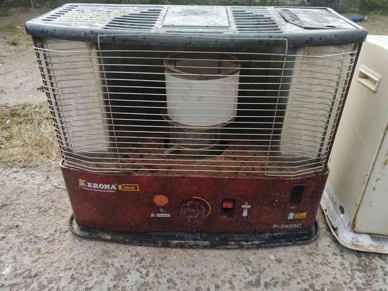 السلام عليكم صوبات نفطيه للبيع السعر 60 ثنينهن للاستفسار الاتصال على الرقم ***********
