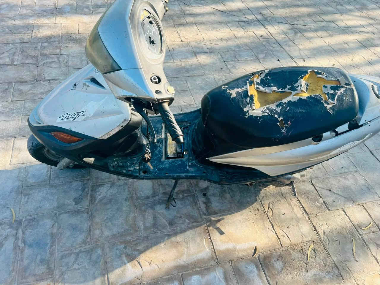 دراجة البيع 140صار 15يوم من مجفتة بوشة +بستم والفات دراجة خير من الله نقصهة سلف تشتغل هندر نكرة يرادالهة ترتيب بل كهربائي أشاير ويرادالهة خرس كلجات سعر 250وبيهة مجال حك جية مكان بغداد قريب حي جهاد متواجد فيس واتساب***********￼
