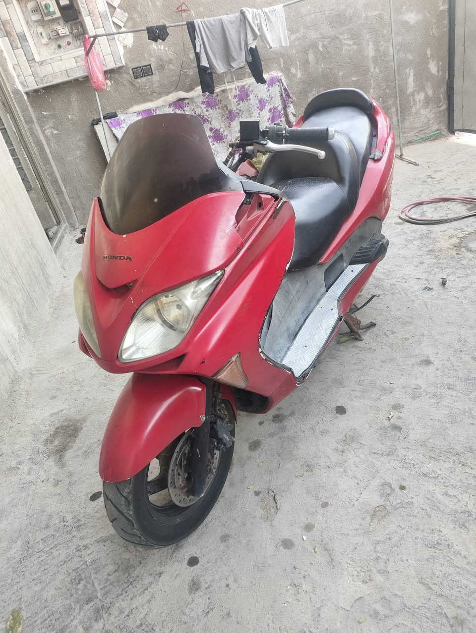 فورزا 08للبيع مكينه مجفته درجة اولى دراجه حلوه حساس ستان حماوه ثابته تايرات جدد كلشي شغال بيها سعرها 650وبيها مجال مكاني بغداد نهايه حي اور ***********
