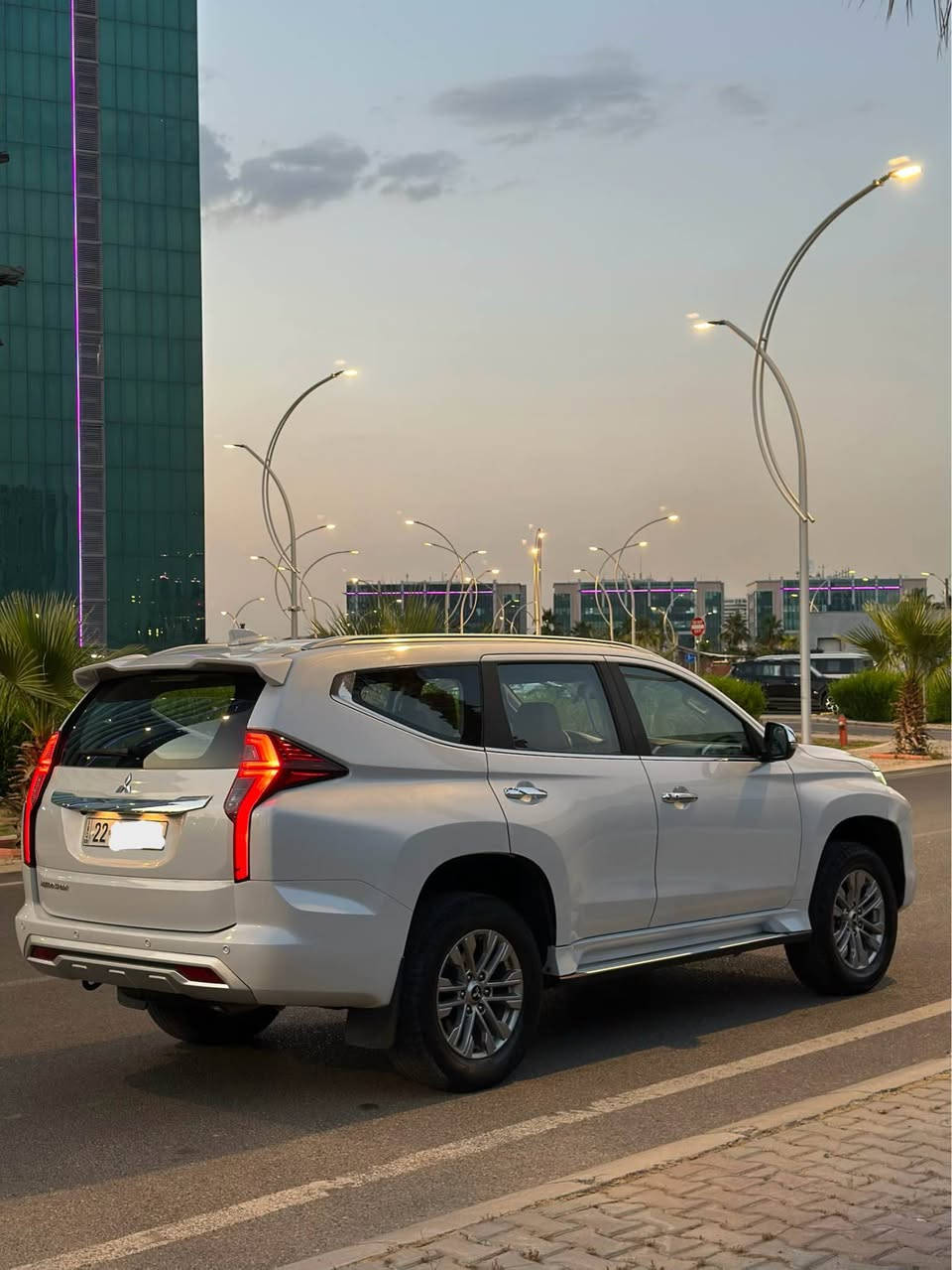 Pajaro sport full V6 2020🇯🇵✈️
✅خليجي شركة مهند فوول 
‎سلايد 
‎بصمة 
‎عداد ليگزز 
‎شاشة كبير 
‎ مقاعد3
‎دبل اكسل 4*4
‎بريك بصمة 
‎اوتو ستوب 
‎5 بصمة 
‎رادار و حاصة 
‎داخل قيسي (مشمش)
‎ماشي 60,000km 
‎✅سيارة مكفول كةفالة عام دعام الي دعام✅ 
‎سعر 200$
‎مكان سيارة اربيل 
‎*********** 📞واتساب أربيل, العراق
