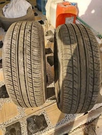 زوج اطارات يوكوهاما  حجم 215-60-16  50 الف وبيه مجال موبايل 0770768603...