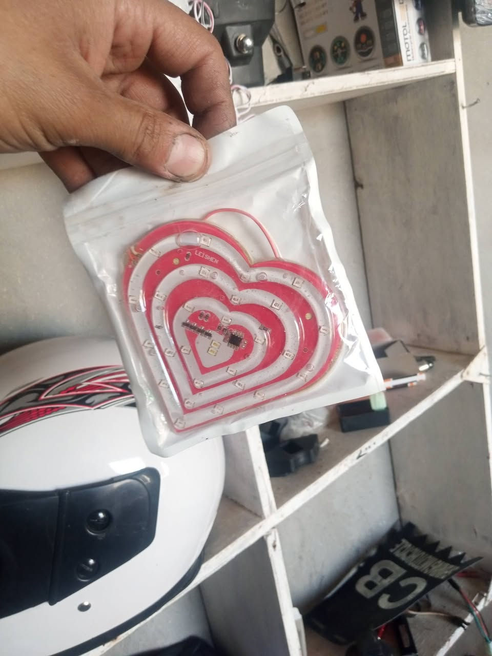 غراض لبيع سعار جوه سوك يريد شي يراسلني


**إذا كنت صاحب هذا الإعلان وتريد حذفه لأي سبب، رجاءا أرسل رسالة إلى الدعم الفني**