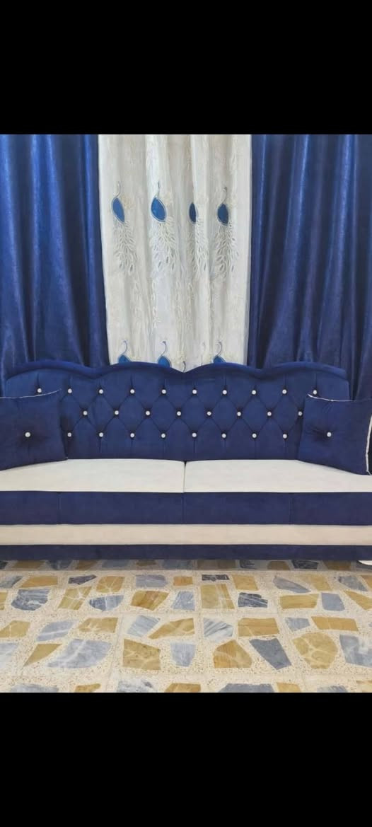 مرحبا عندي طخوم للبيع الاول بنفسجي مستعمل ١٠ نفرات ب ٢٠٠ الف وبينو مجال والثاني نيلي ١٤ متر مامستعمل بسعر مليونين وبينو مجال بسيط


**إذا كنت صاحب هذا الإعلان وتريد حذفه لأي سبب، رجاءا أرسل رسالة إلى الدعم الفني**