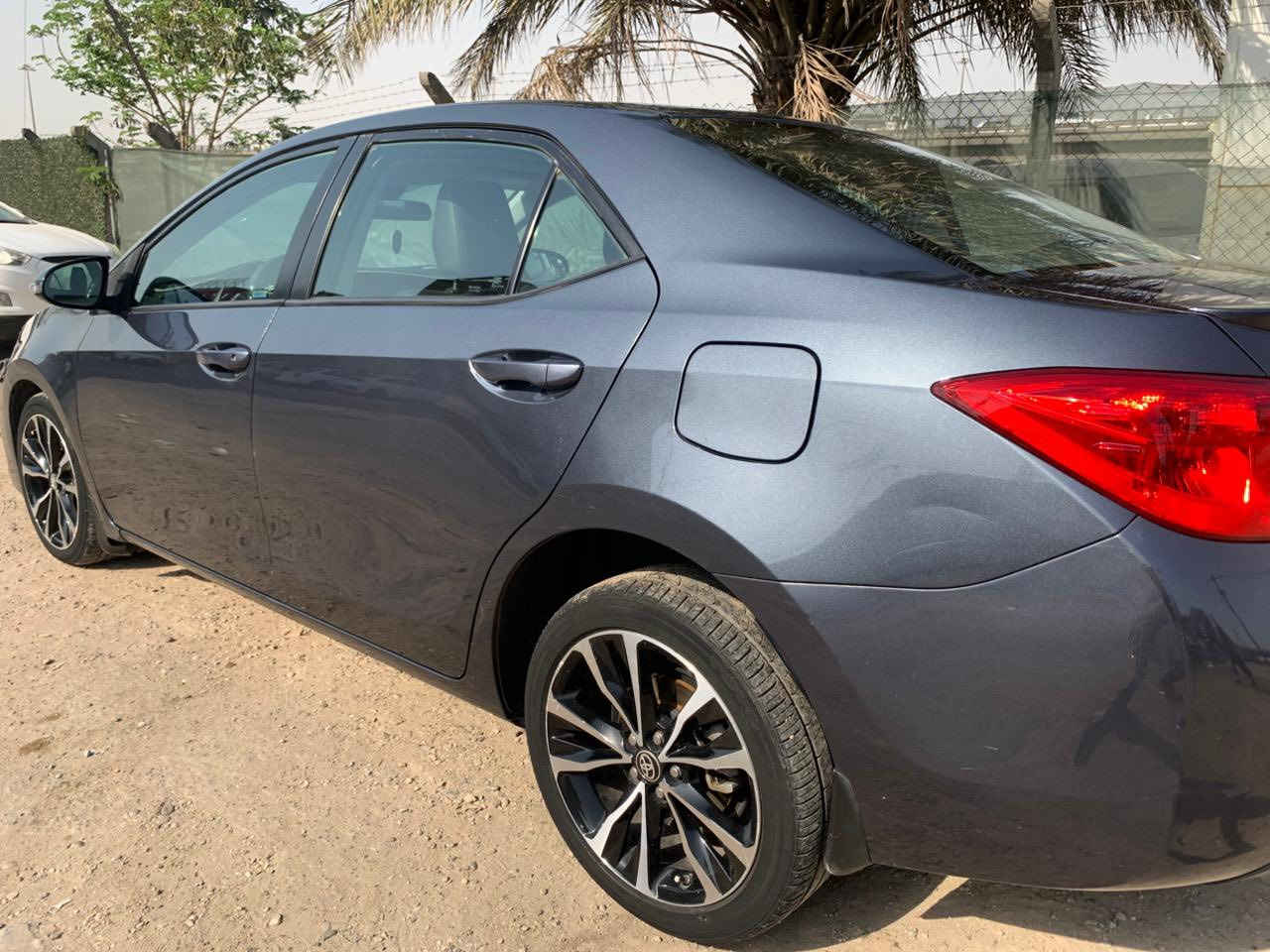 السلام عليكم كورلا موديل 17 السياره ماشيه 64 الف وارد امريكي ستيراد خاص مكفول كفاله بيه هنا صار صبغ ربع الدوسه 
رقم شمالي مميز بسمي تريد تحويل وكاله تدلل صور السونر بالمنشور عارضه 135 بيه مجال حك الجيه 
***********
