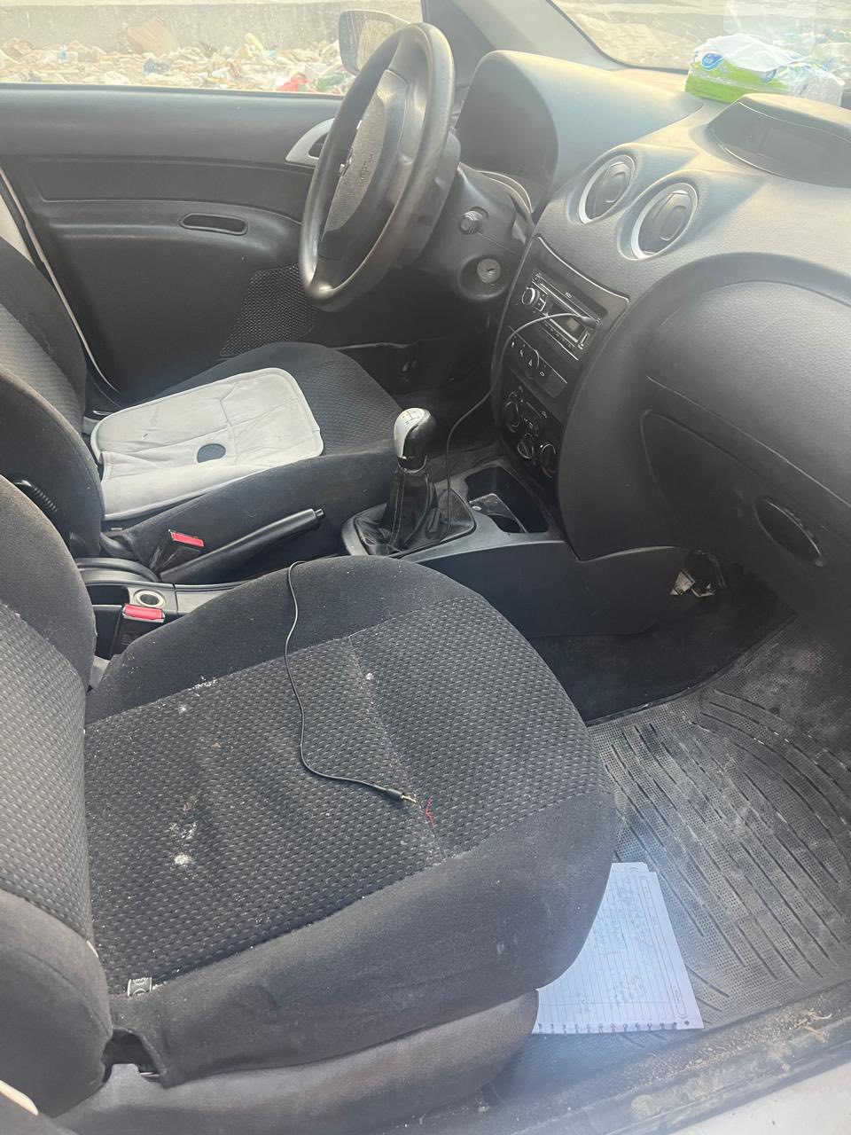 سلام عليكم سياره رنا يراني كشي ما بيه فقط شخوط بصيطه مديل 2015 طالعه بل2017 تحويل مباشر  لسعر 65 بيه مجال حك لجيه لرقم ***********بي وساب مكاني كربلاء لحر
