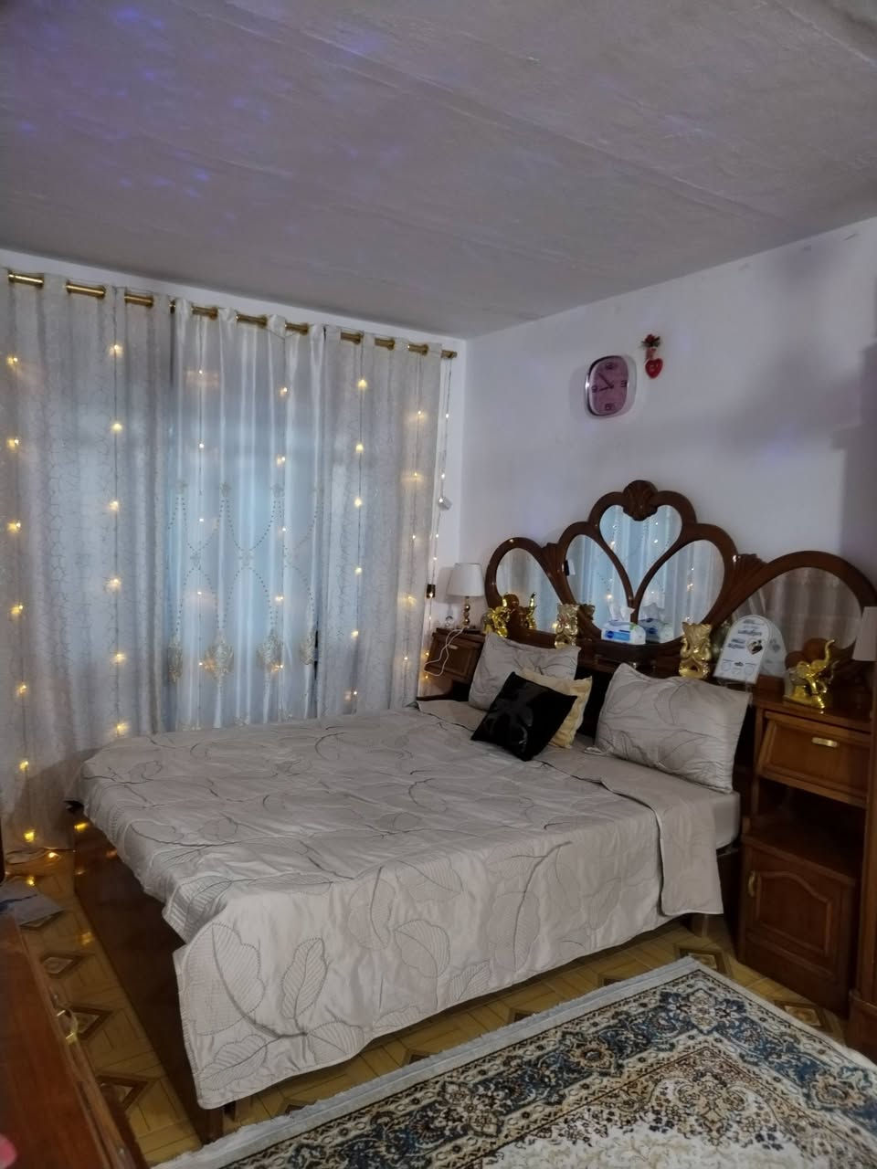 السلام عليكم
غرفه صاج تزكام عراقي 
سعرها ٨٥٠الف 
***********
