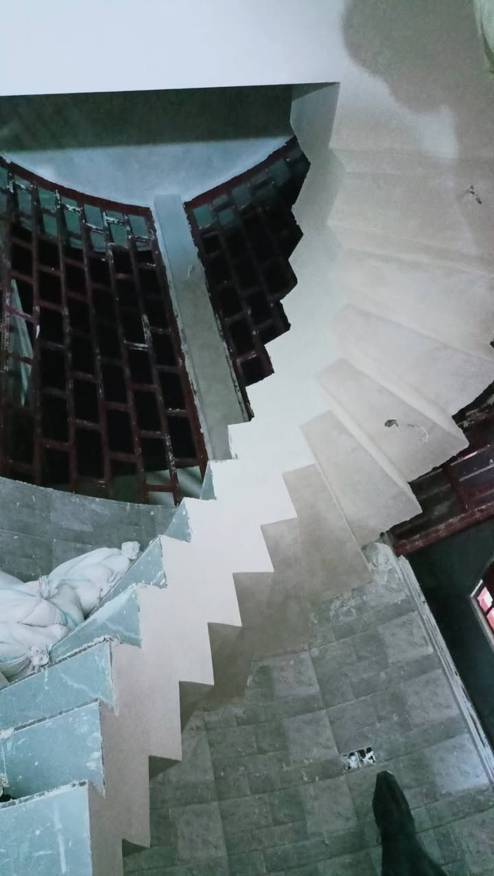 سلام عليكم كادر لبخ جص تم نجاز( بيت مؤيد عواد مخلف) بحي الشهداء قرب مستشفى العام ،،***********
